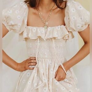 R. Vivimos Floral Cream Puff Sleeve Dress